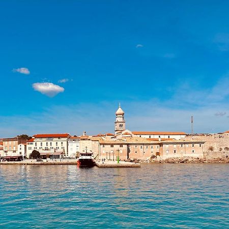 Cozy Apartment Rosmarin With A Sea View Krk Town Exterior photo